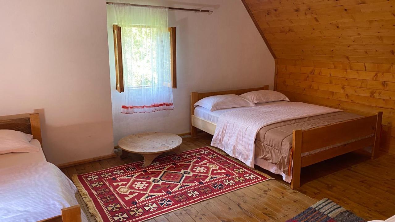 Bujtina Leke Gerla Hotel Theth Ngoại thất bức ảnh