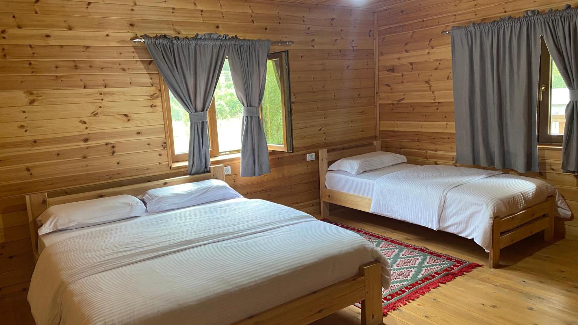 Bujtina Leke Gerla Hotel Theth Ngoại thất bức ảnh